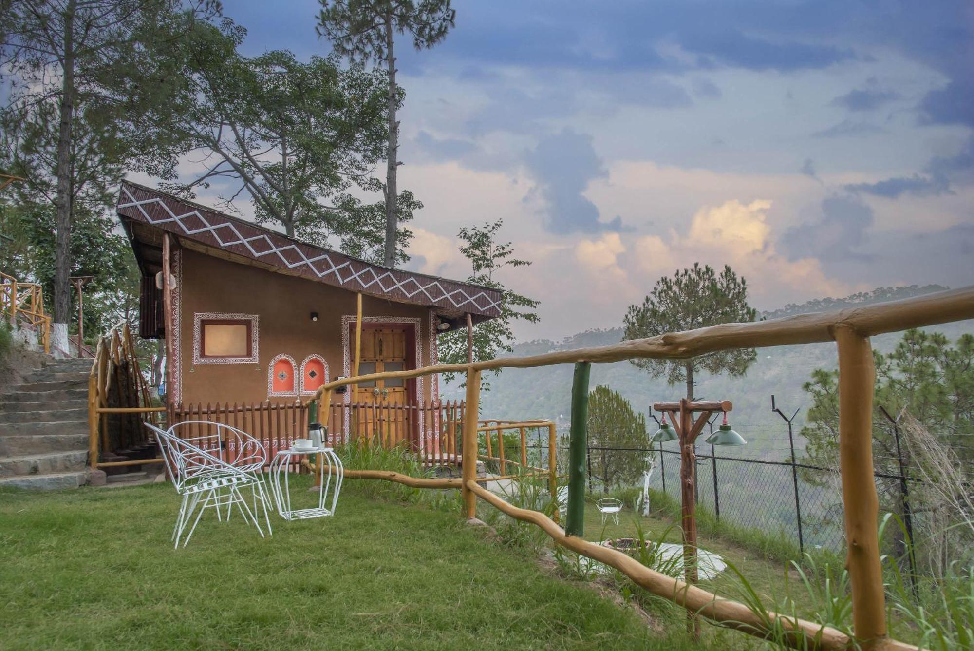 A Kasauli Ggaon By Echor Otel Dış mekan fotoğraf