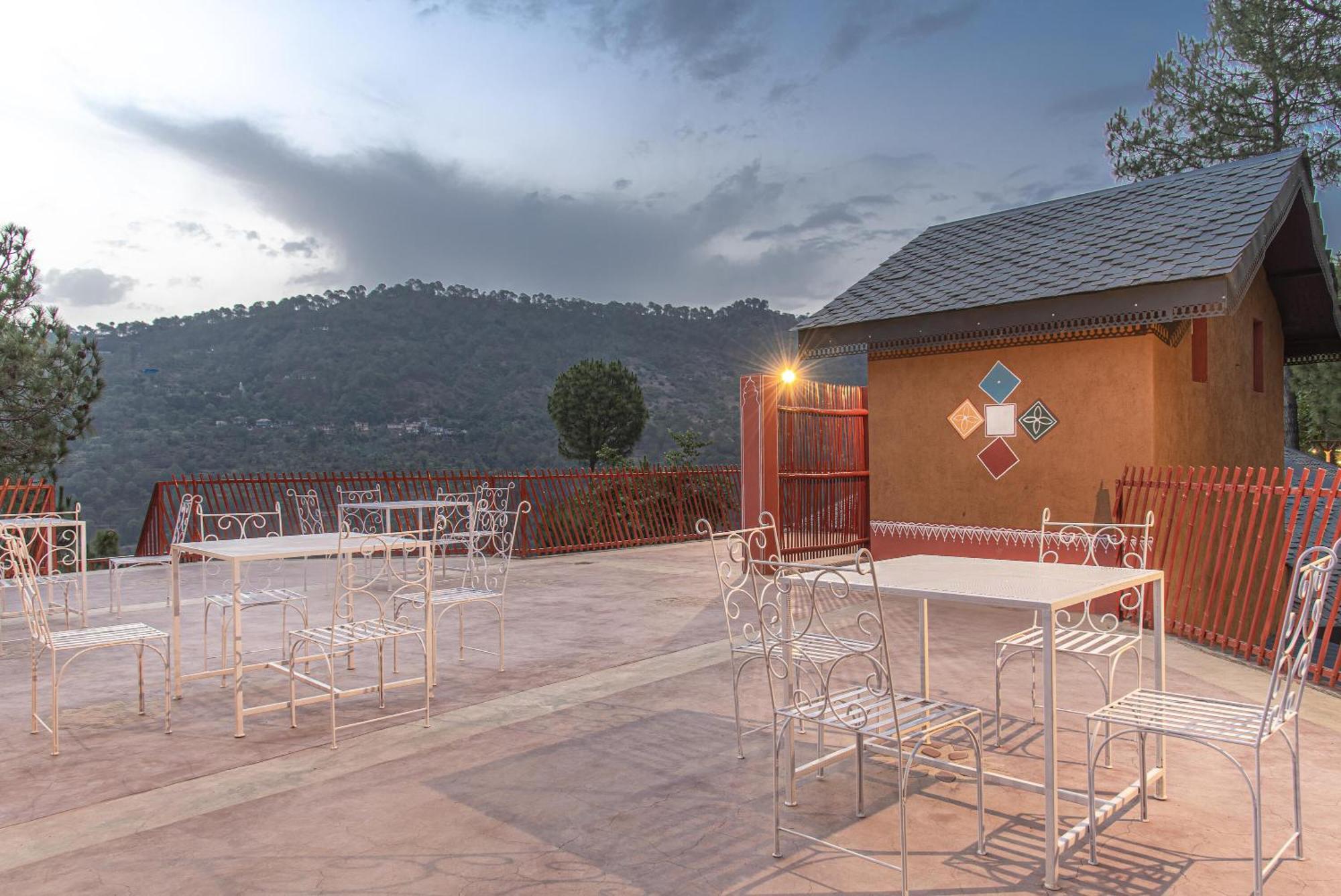 A Kasauli Ggaon By Echor Otel Dış mekan fotoğraf