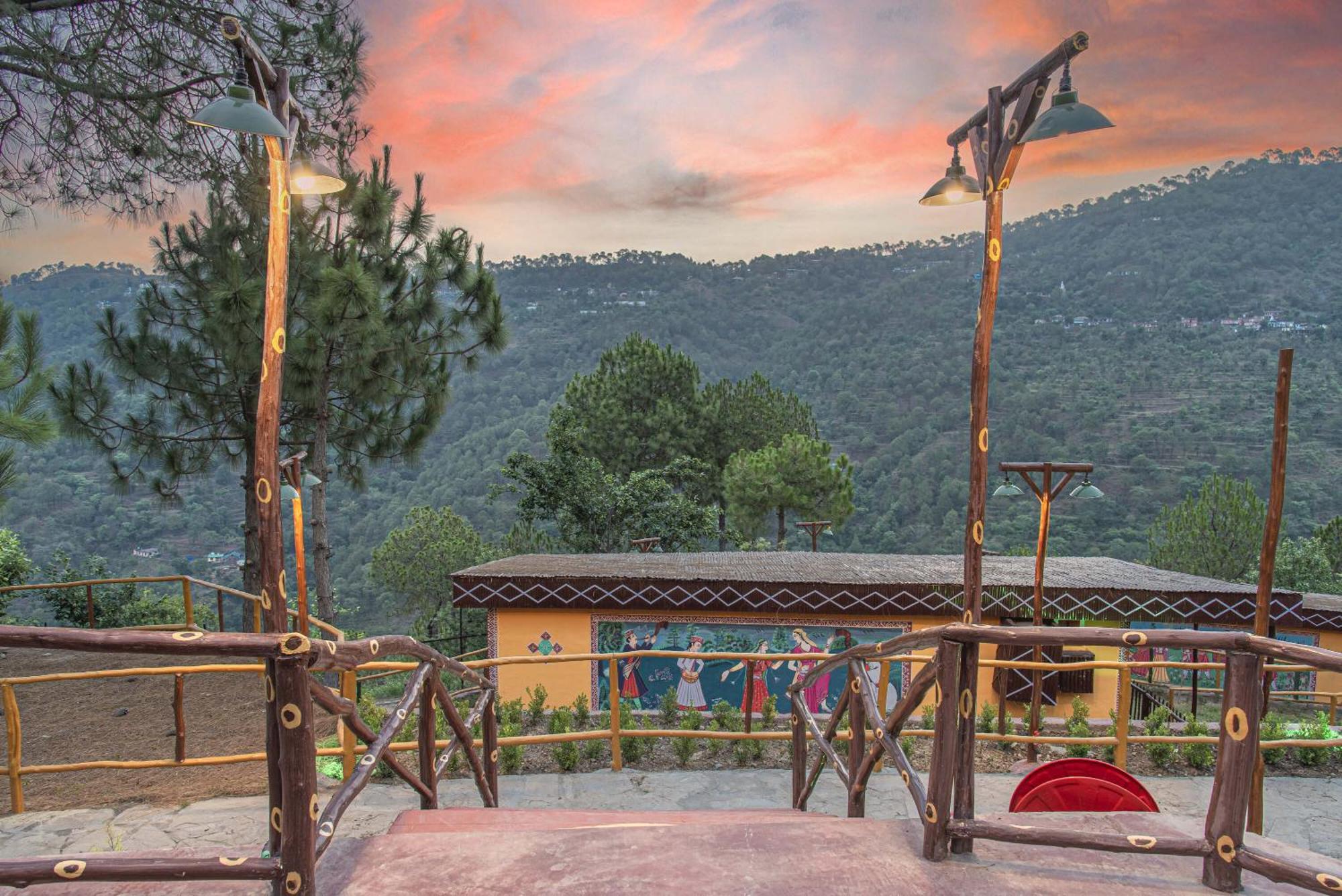 A Kasauli Ggaon By Echor Otel Dış mekan fotoğraf
