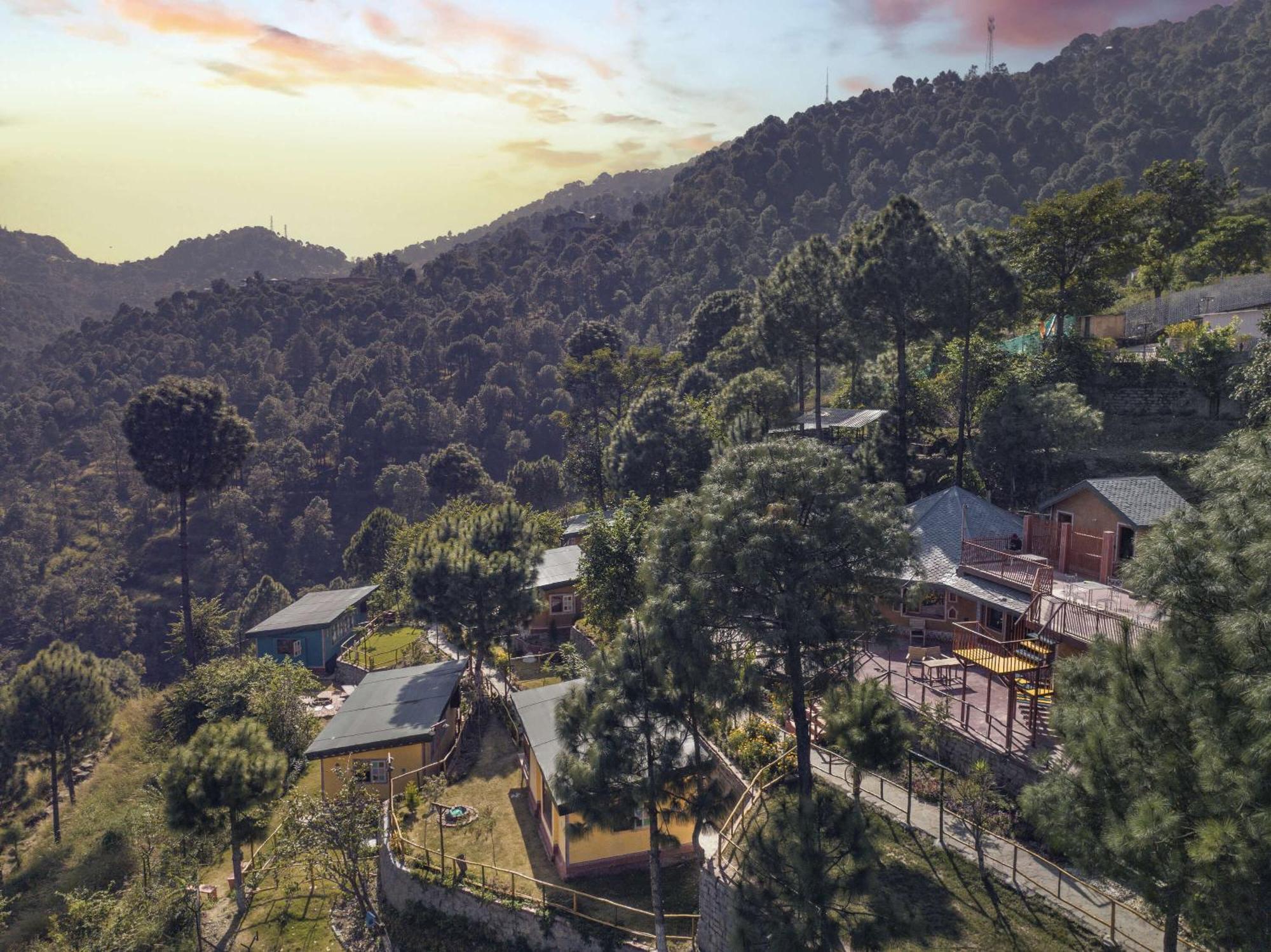 A Kasauli Ggaon By Echor Otel Dış mekan fotoğraf
