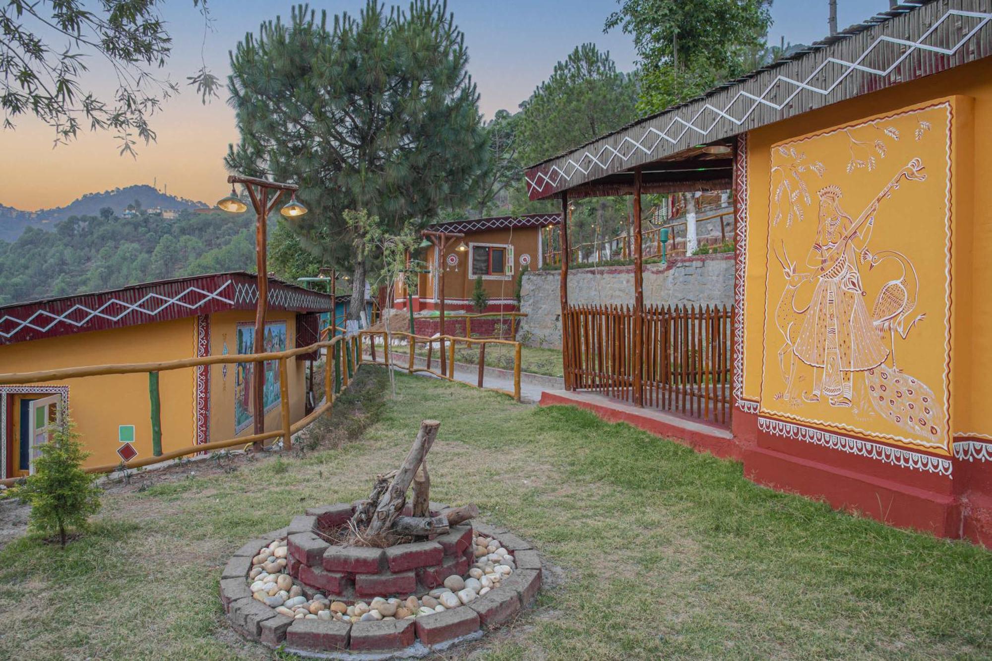 A Kasauli Ggaon By Echor Otel Dış mekan fotoğraf